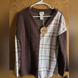 NWT, Size Small BiBi Sweater Shirt